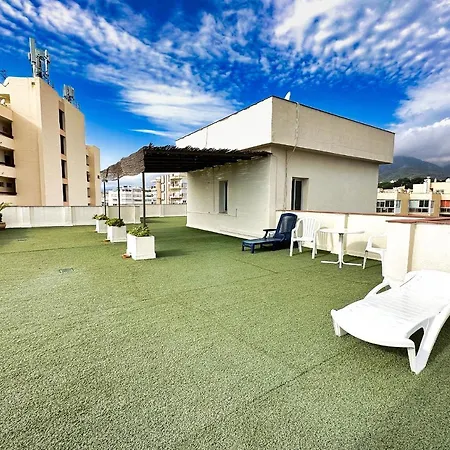 Magnificent One Bedroom In Center Lejlighed *
