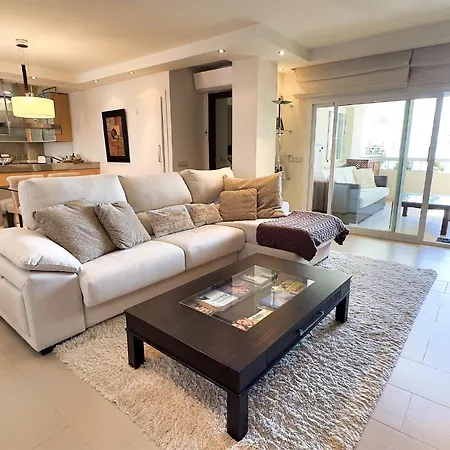 アパート Magnificent One Bedroom In Center *