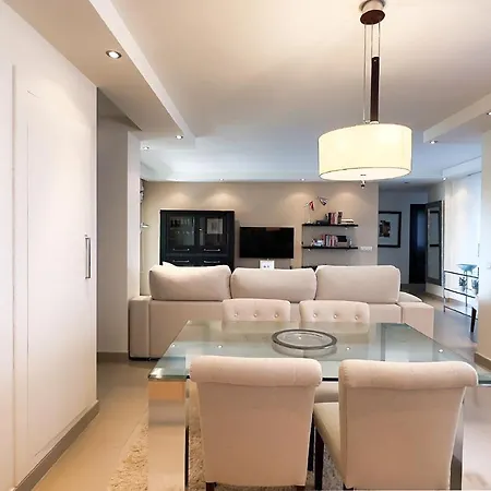 Magnificent One Bedroom In Center アパート マルベーリャ